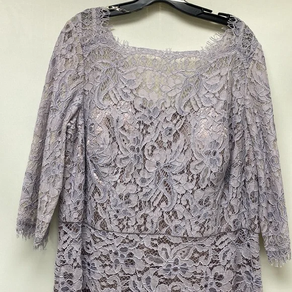 Js Collections plus size 3/4 sleeves lace long gown - Picture 4 of 9